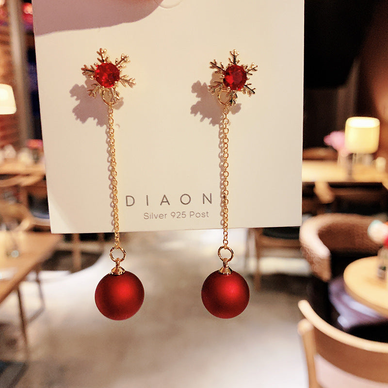 Korean-Japanese Fashion Heart Snowflake Pearl Earrings