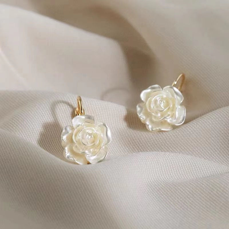Heart Pearl 925 Silver Needle Earrings with Tassels