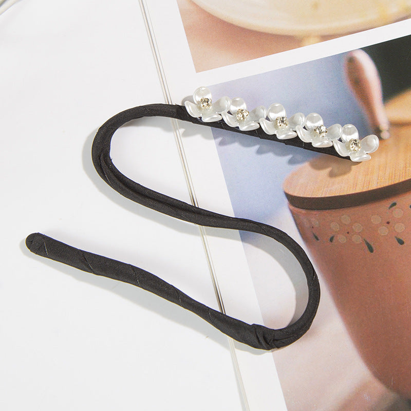 Trendy Pearl Bun Maker Hair Clip for Women