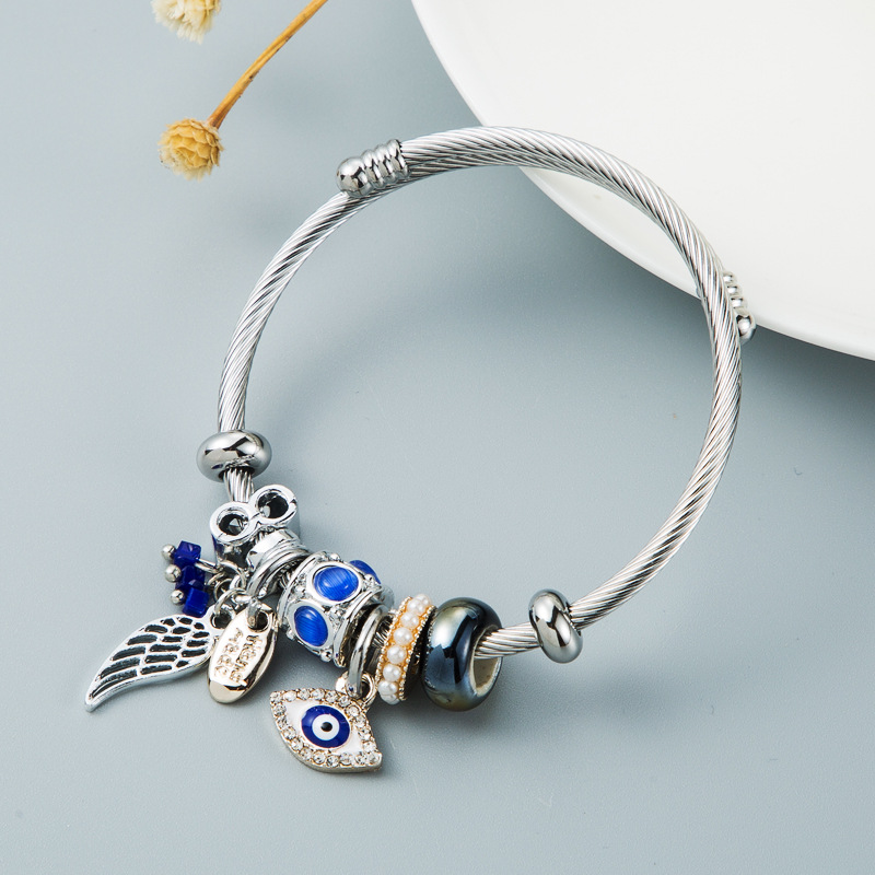Devil's Eye Pendant Bracelet
