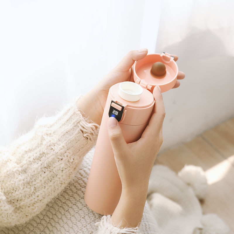 Smart Thermos Bottle with Temperature Display