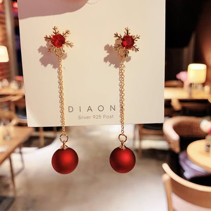 Korean-Japanese Fashion Heart Snowflake Pearl Earrings