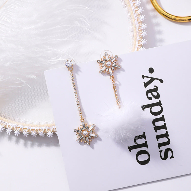Korean-Japanese Fashion Heart Snowflake Pearl Earrings