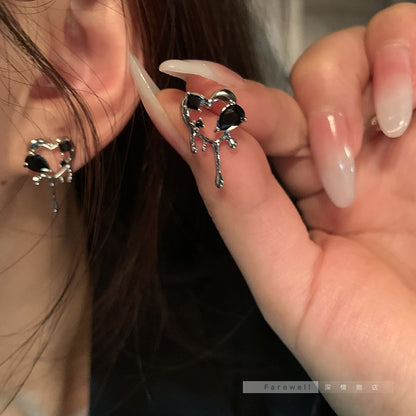 Heart Pearl 925 Silver Needle Earrings with Tassels