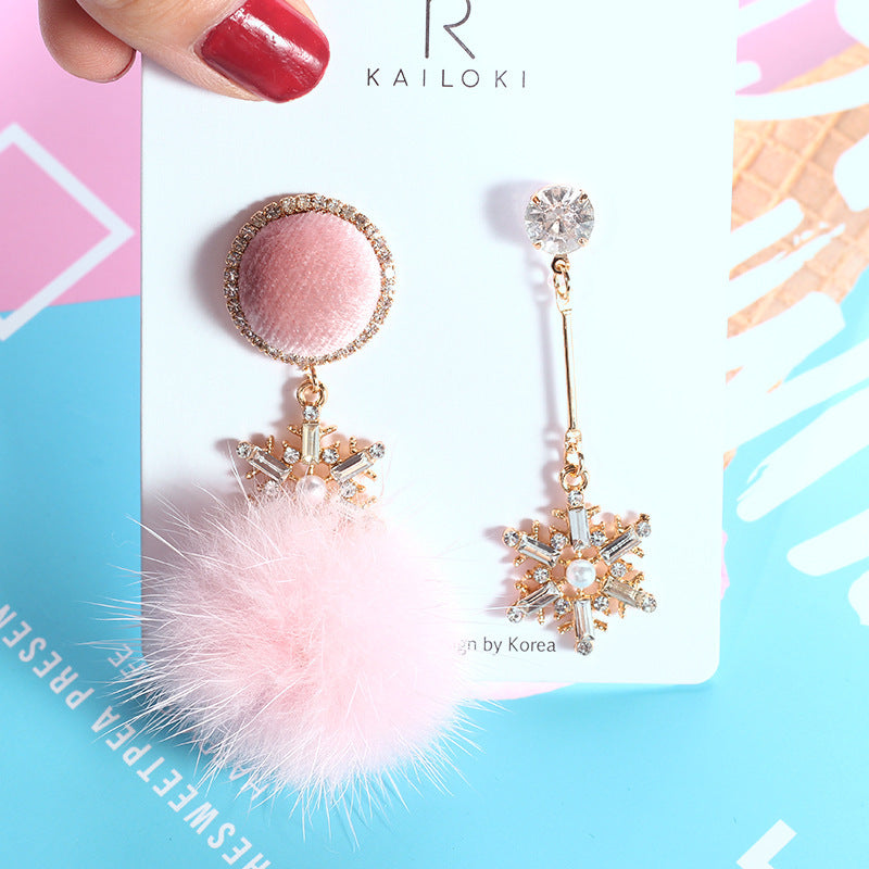 Korean-Japanese Fashion Heart Snowflake Pearl Earrings