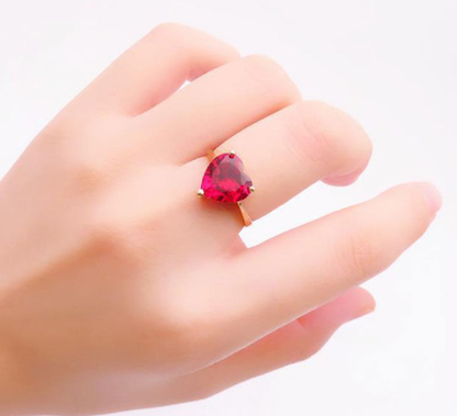 18K Gold Love Set with Red Stone Ring