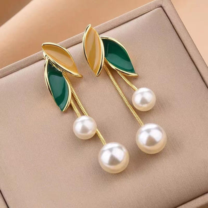 Heart Pearl 925 Silver Needle Earrings with Tassels