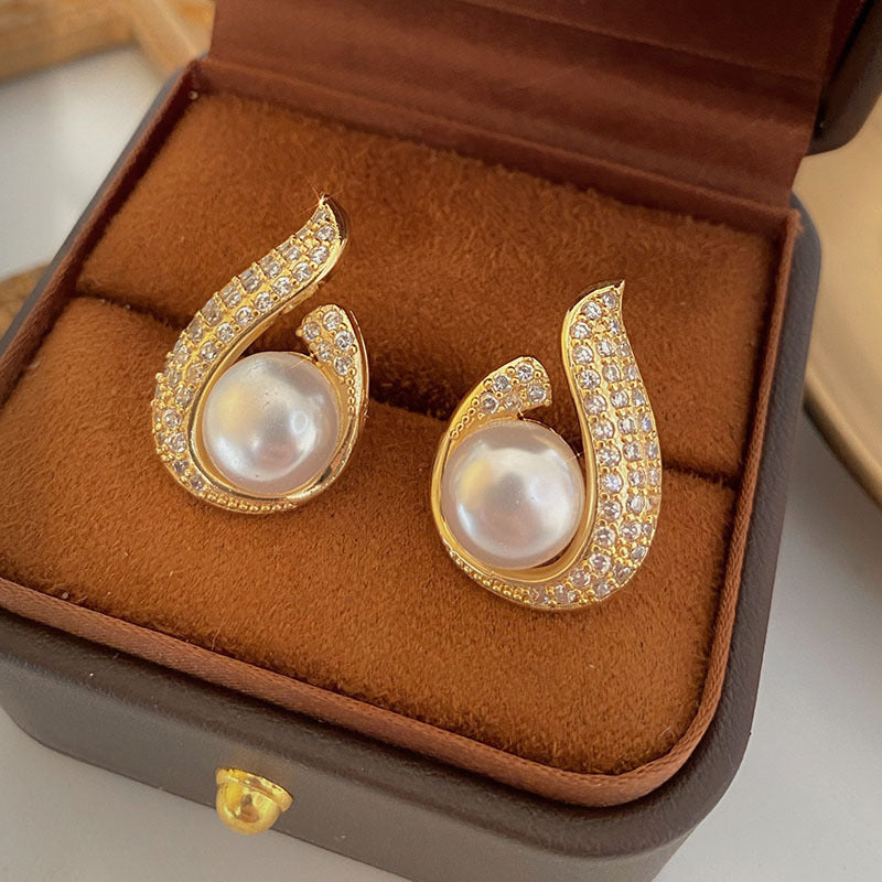 Heart Pearl 925 Silver Needle Earrings with Tassels